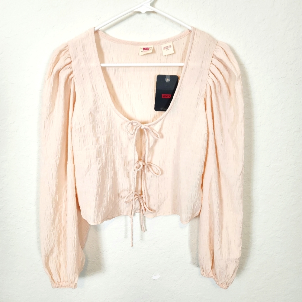 Levi's | NWT Long Sleeve Tie Front Top Blush Small